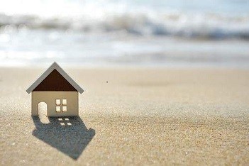 Los nuevos pisos turísticos deberán tener autorización de los vecinos