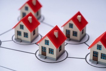 Entra en vigor la ley que obliga a grandes tenedores de vivienda a registrarse en Cataluña